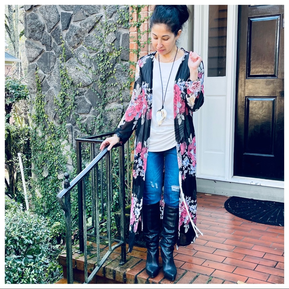 Beautiful floral long line cardigan duster - Picture 3 of 12